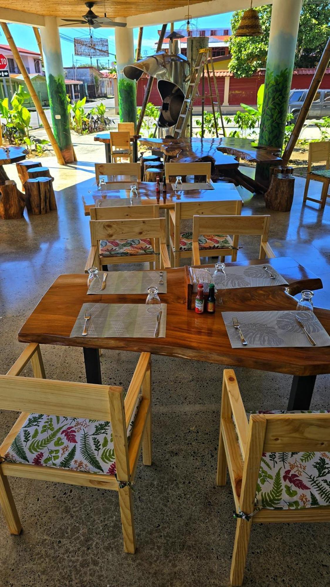 Bonding Coffee Roaster Cafe & Hotel Quepos Kültér fotó