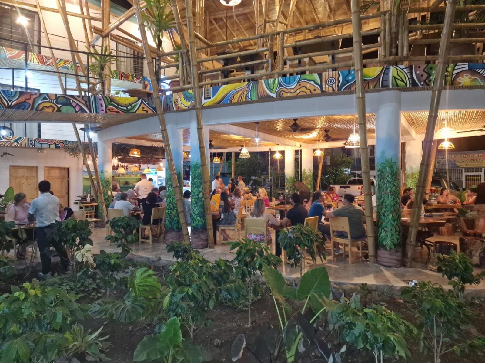 Bonding Coffee Roaster Cafe & Hotel Quepos Kültér fotó